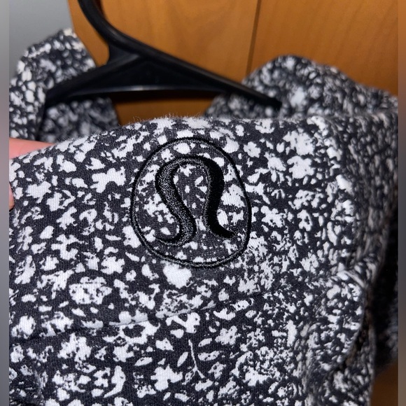 Lululemon full-zip scuba hoodie - Picture 3 of 4